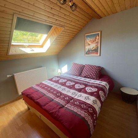 Appartement Entre Lac Et Montagnes โธนส์ ภายนอก รูปภาพ